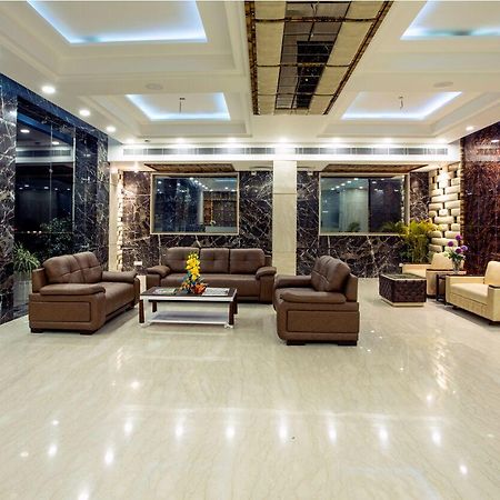 Hotel The Grand Inn Jammu Eksteriør bilde