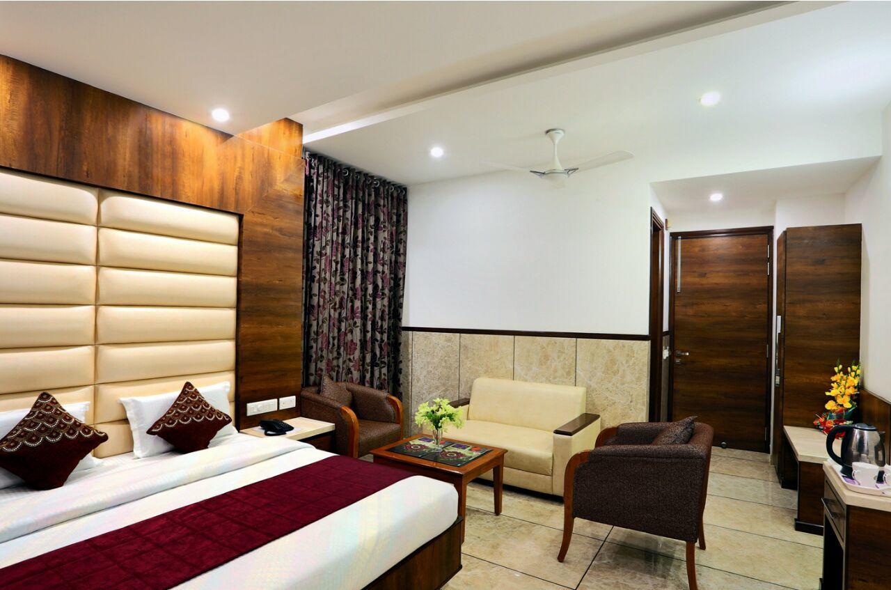 Hotel The Grand Inn Jammu Eksteriør bilde